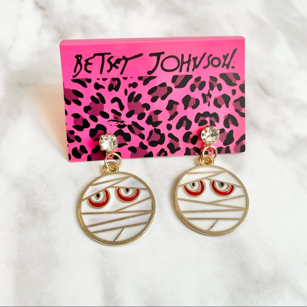 🎉 NWT Betsey Johnson Mummy Crystal Stud Earrings